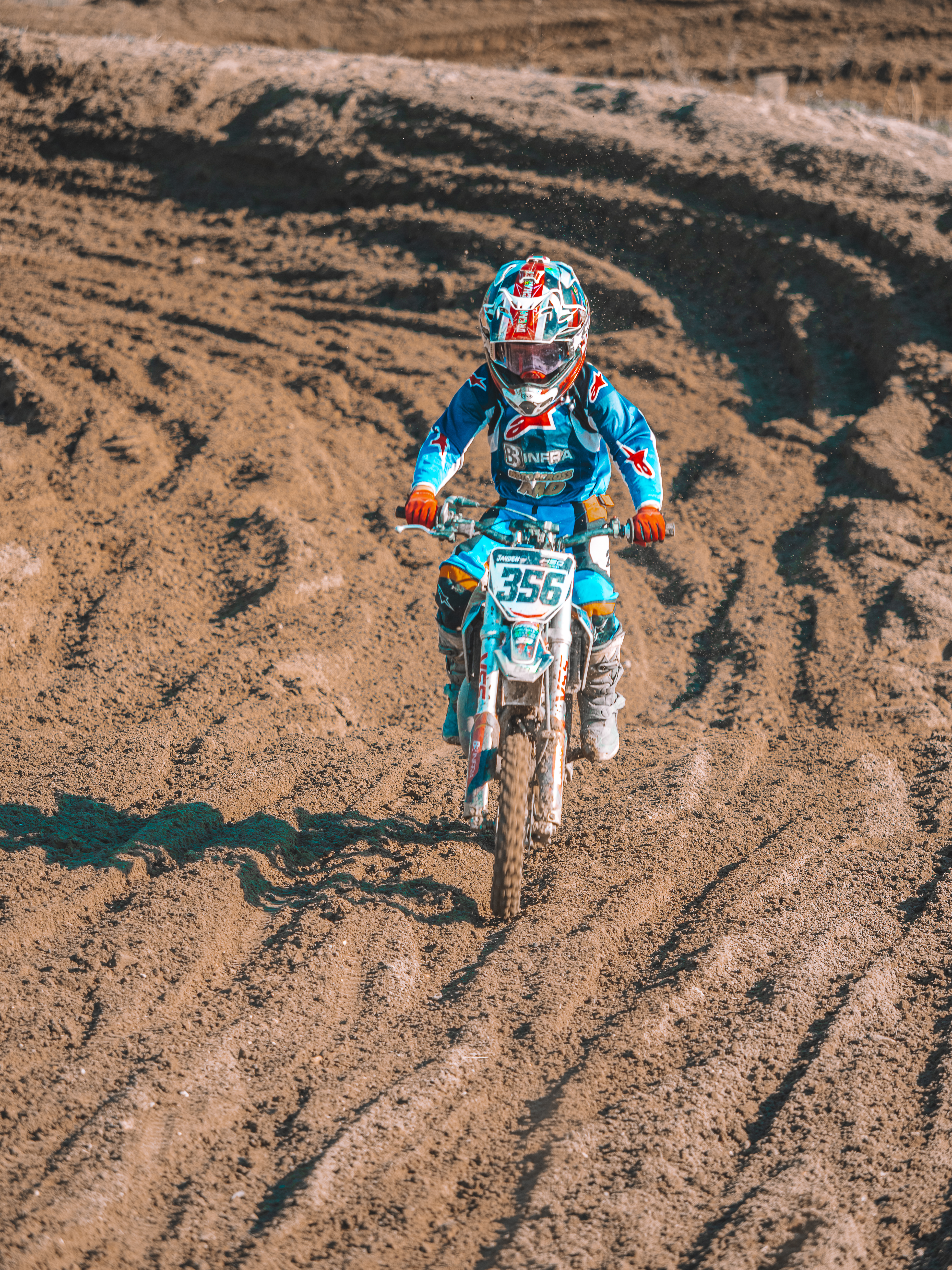 Jayden #356 motocross actie